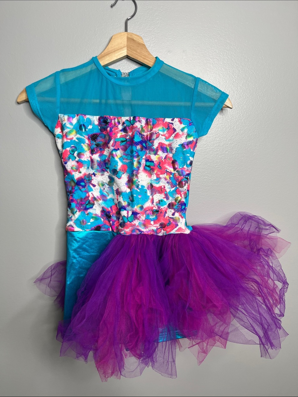 Dance costume size 5-6 Girls